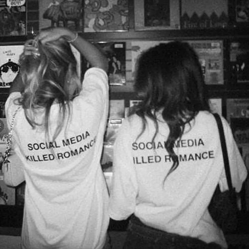 "SOCIAL MEDIA KILLED ROMANCE" OVERSIZED T-SHIRT